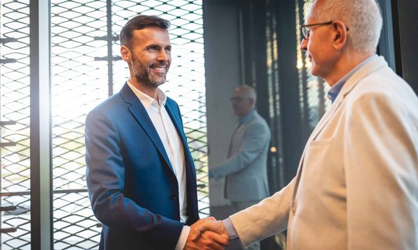 Comment optimiser les processus de recrutement dans les petites entreprises de technologie pour attirer des profils hautement qualifiés?